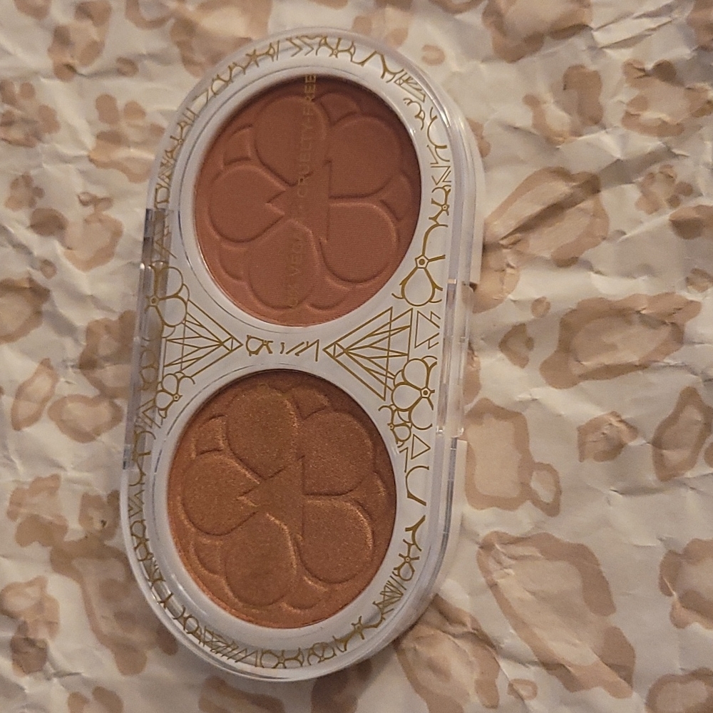 NIB Pacifica cherry gold highlighter and blush duo set